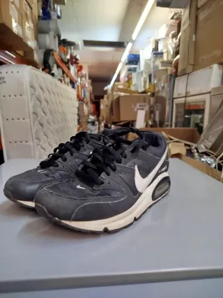 Zapatillas Nike Air Max Negras y Blancas