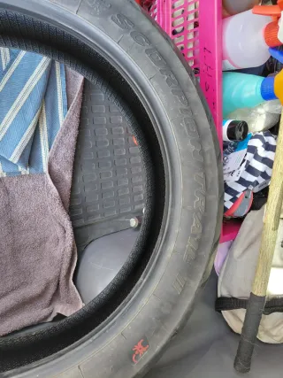 Pareja de Neumáticos  pirelli scorpion II .