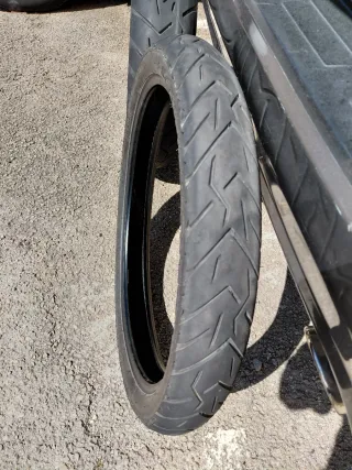 Pareja de Neumáticos  pirelli scorpion II .