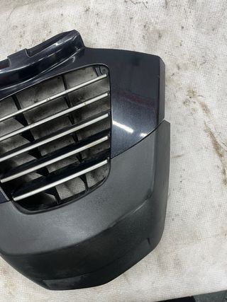 Tapa frontal Piaggio MP3 250 2007