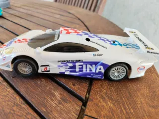 Coche Slot McLaren F1 Le Mans pintada FINA