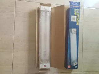 Lámpara Fluorescente Portátil