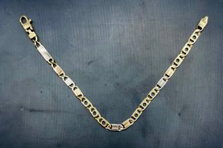 Pulsera Barbada oro combinado 18k. Peso: 9,60gr