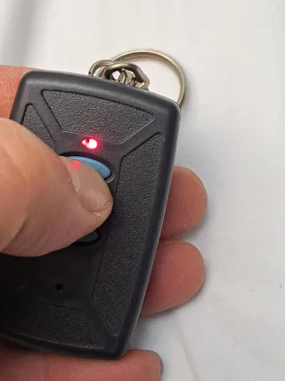 Mando Garaje Negro 2 Botones