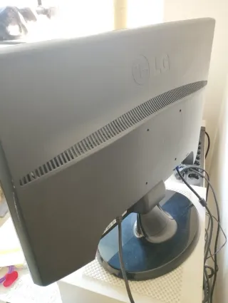 Monitor LG Negro