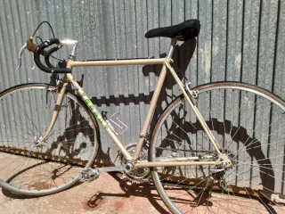 Bicicleta carretera retro