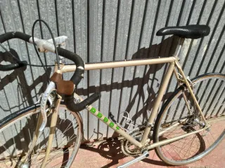 Bicicleta carretera retro