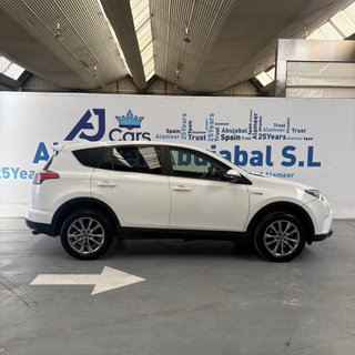 Toyota Rav4 2.5l hybrid 2WD Advance Pack Drive