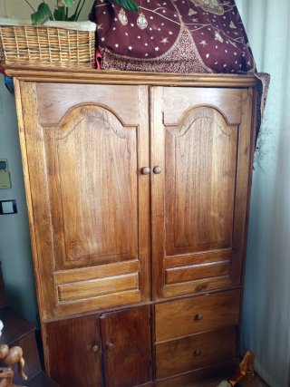 Mueble de teca