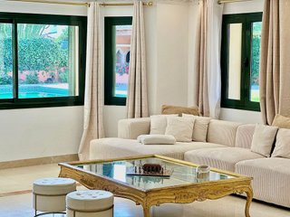Chalet en alquiler en Las Cancelas - Valdeolletas en Marbella