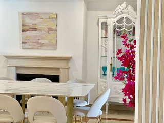 Chalet en alquiler en Las Cancelas - Valdeolletas en Marbella