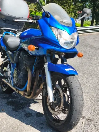 Suzuki Bandit GSF 650 S Azul