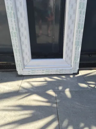 Puerta de PVC blanca