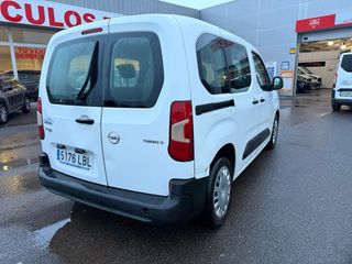 Opel Combo Life 2019 con solo 70.000km