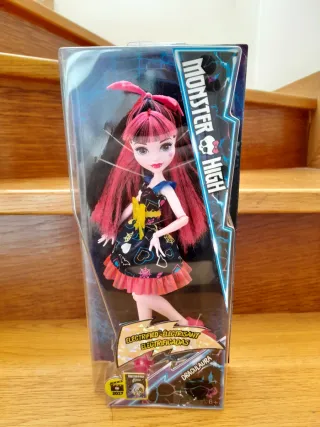 Monster High Draculaura Electrified Doll