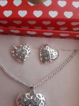 Conjunto Corazón Pendientes y Colgante