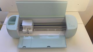 Cricut Explore 3 - Plotter da taglio