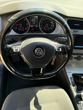 Volkswagen Golf TDI 110CV MOTION