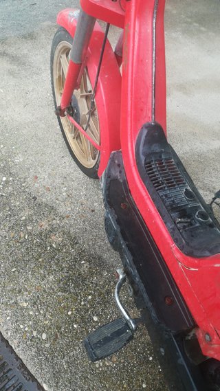 Derbi Variant Roja