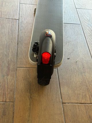 Patinete Eléctrico Odys Okai Blanco