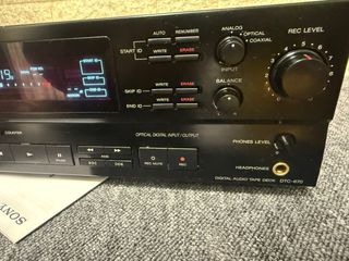 Sony DTC-670 Registratore DAT + FB