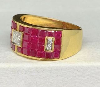 Anillo Oro con Rubíes y Diamantes