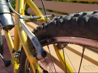 Bicicleta de Montaña Dorada
