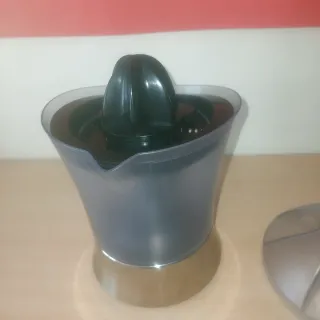 Exprimidor Eléctrico Jocel