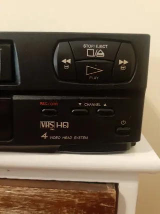 Reproductor VHS NICAM Digital Hi-Fi Stereo