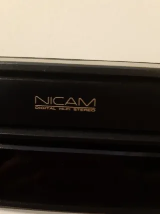 Reproductor VHS NICAM Digital Hi-Fi Stereo