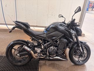 Kawasaki Z900 Negra
