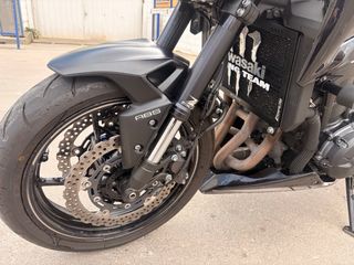 Kawasaki Z900 Negra