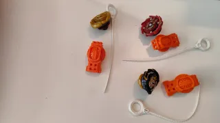 Pista Beyblade y peonzas