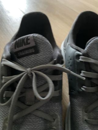 Zapatillas Nike Training Grises