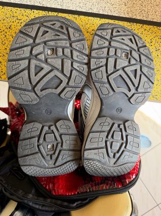 Sneakers argento e nere