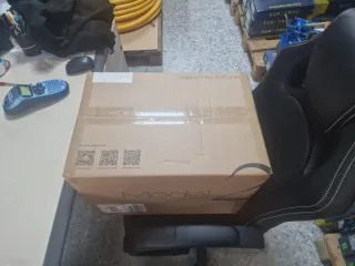 Caja PC Geometric Future ARK Negro/Dorado