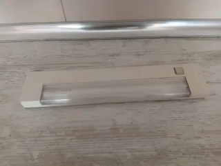 Lámpara lineal LED LANZINI