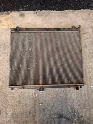 Radiador Mitsubishi Montero