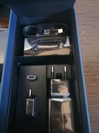 Samsung Galaxy S9 nuevo Dorado Completo