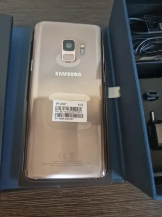 Samsung Galaxy S9 nuevo Dorado Completo