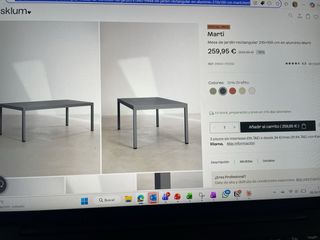 Mesa y 6 sillas de exterior comprados hace 2 años