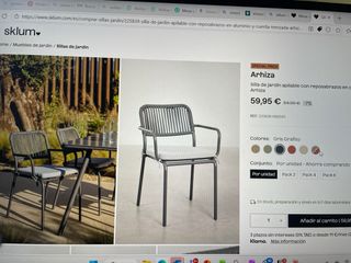 Mesa y 6 sillas de exterior comprados hace 2 años