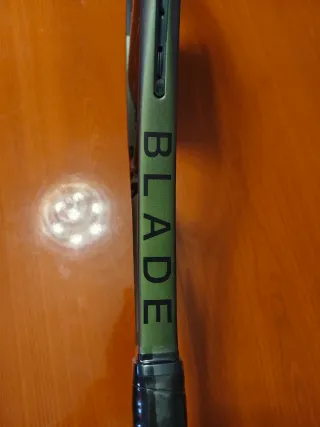 Raqueta Wilson Blade 100L v8.0