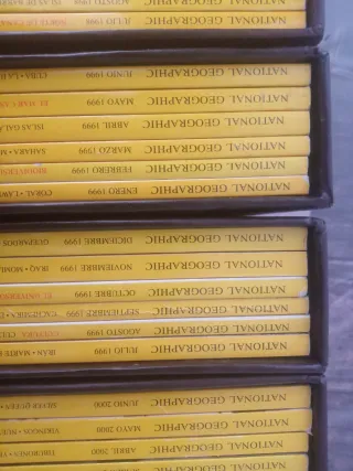 Lote 64revistas National Geographic oct97-2002.