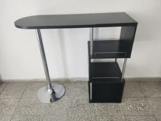 Mesa alta multiusos negra y plateada