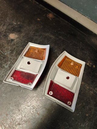 Juego Tulipas Traseras Renault 6