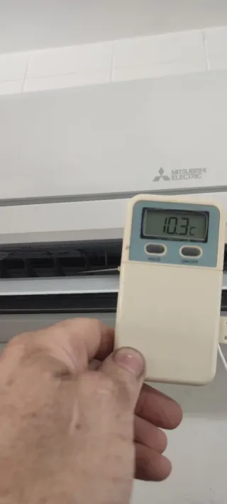 REPARACION. Y MANTENIMIEYO AIRE  ACONDICIONADO