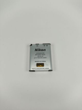 Nikon Coolpix S2800