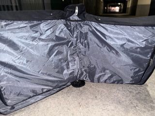 Porta ropa Trevelite negro