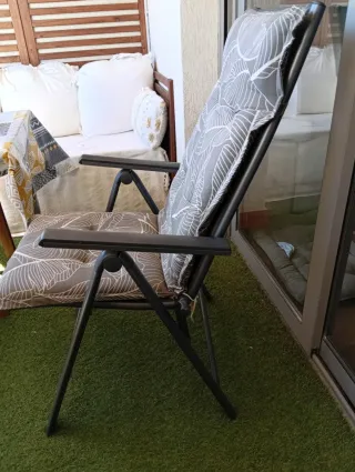 Silla de terraza con cojines